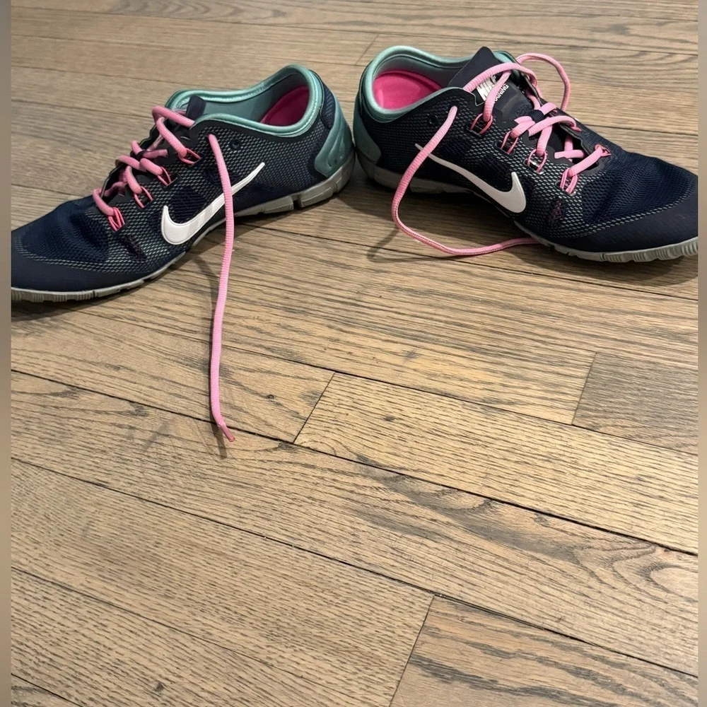 Nike pre owned